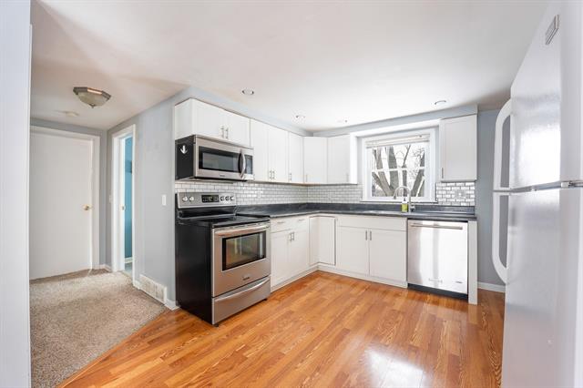 Builiding view six for 8005 Edmonds, Portage, MI. 49024