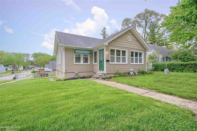 front view for 237 S Chocolay Ave, Clawson, Mi. 48017
