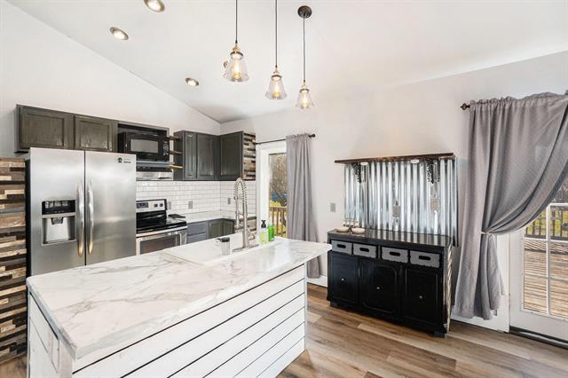 Builiding view sixteen for 760 Roth, Reed City, MI. 49677