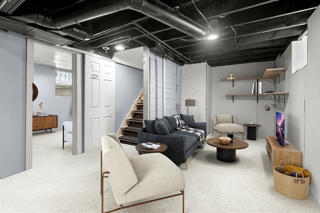 Builiding view fifteen for 725 Gayle, Kalamazoo, MI. 49048