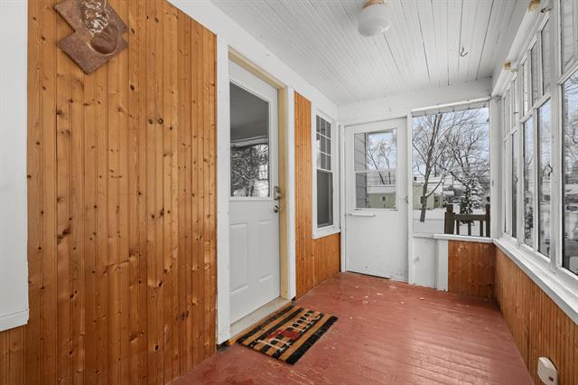 Builiding view four for 725 Gayle, Kalamazoo, MI. 49048