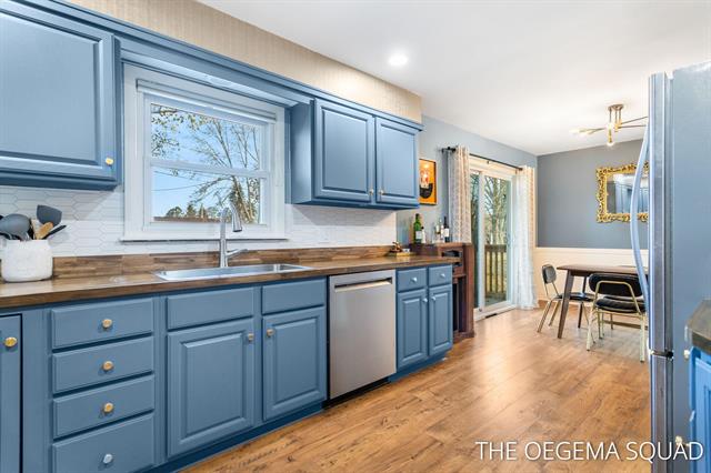 Builiding view four for 1101 Lynden, Holland, MI. 49423