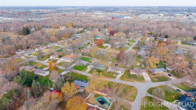 Builiding view thirty eight for 1101 Lynden, Holland, MI. 49423