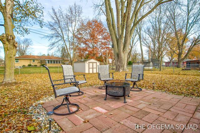 Builiding view thirty one for 1101 Lynden, Holland, MI. 49423