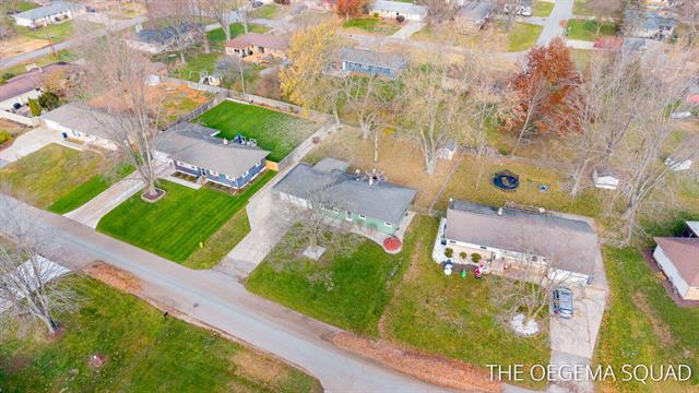 Builiding view thirty seven for 1101 Lynden, Holland, MI. 49423