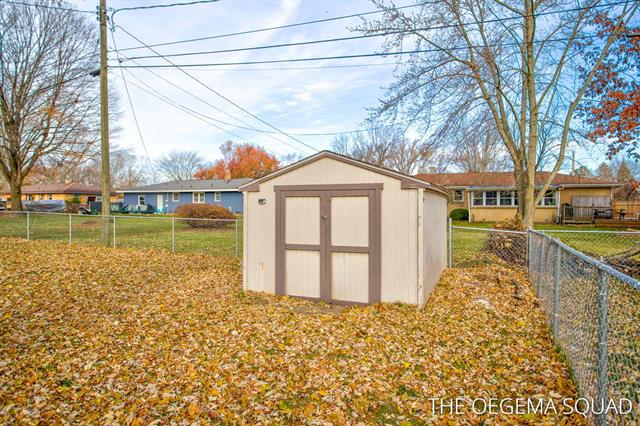 Builiding view thirty two for 1101 Lynden, Holland, MI. 49423