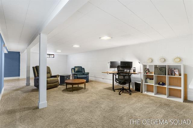 Builiding view twenty for 1101 Lynden, Holland, MI. 49423