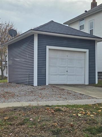 Builiding view three for 1210 Guernsey, Saint Joseph, MI. 49085