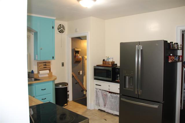 Builiding view seven for 3742 Heights Ravenna Rd, Muskegon, MI. 49444