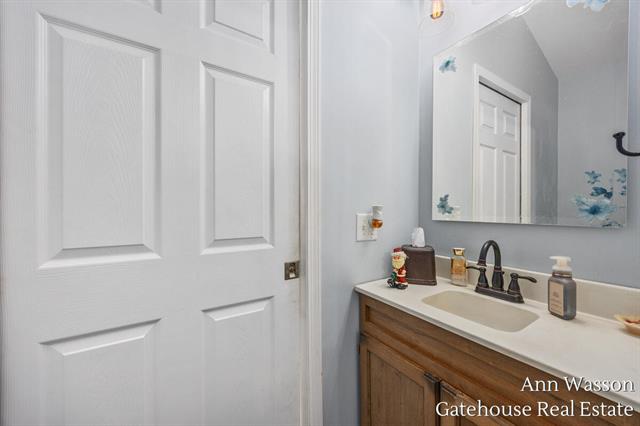 Builiding view fifteen for 400 Grove, Greenville, MI. 48838