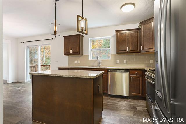 Builiding view nineteen for 9330 Pier, West Olive, MI. 49460