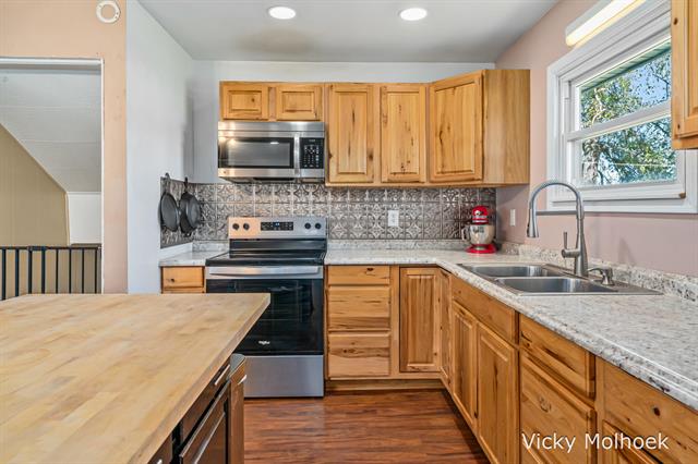 Builiding view eleven for 11506 11 Mile, Ceresco, MI. 49033