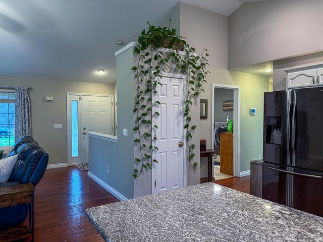 Builiding view twenty eight for 49114 Beulah, Mattawan, MI. 49071