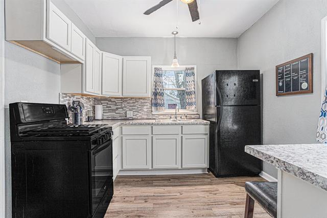 Builiding view five for 54 Maple, Battle Creek, MI. 49017