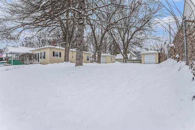 Builiding view fourteen for 54 Maple, Battle Creek, MI. 49017