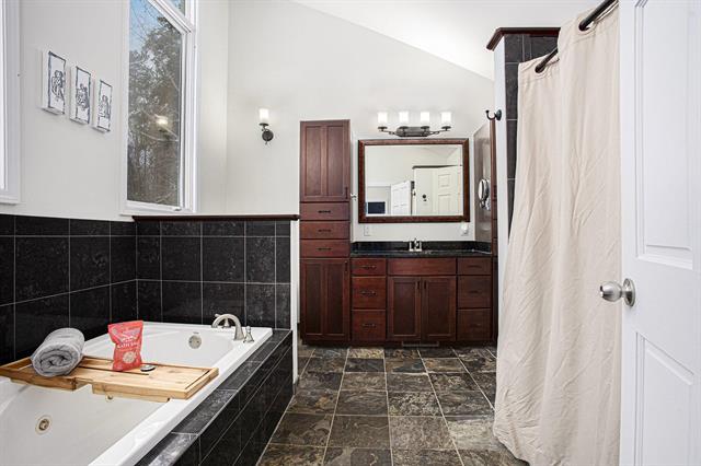 Builiding view twenty five for 6570 145Th, Holland, MI. 49423