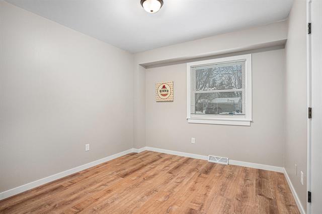 Builiding view fourteen for 3805 Borgess, Kalamazoo, MI. 49048