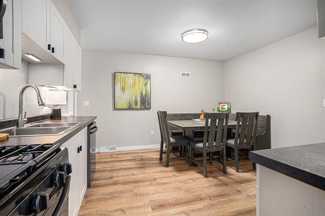 Builiding view six for 3805 Borgess, Kalamazoo, MI. 49048