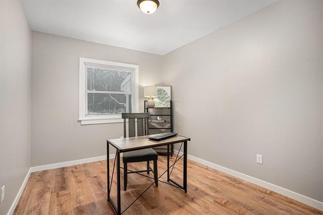 Builiding view ten for 3805 Borgess, Kalamazoo, MI. 49048