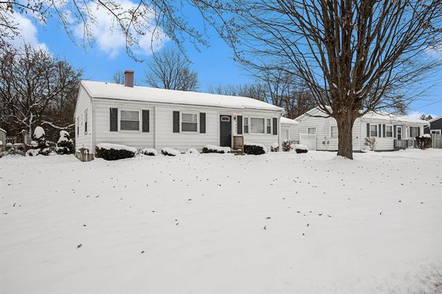 Builiding view twenty five for 3805 Borgess, Kalamazoo, MI. 49048