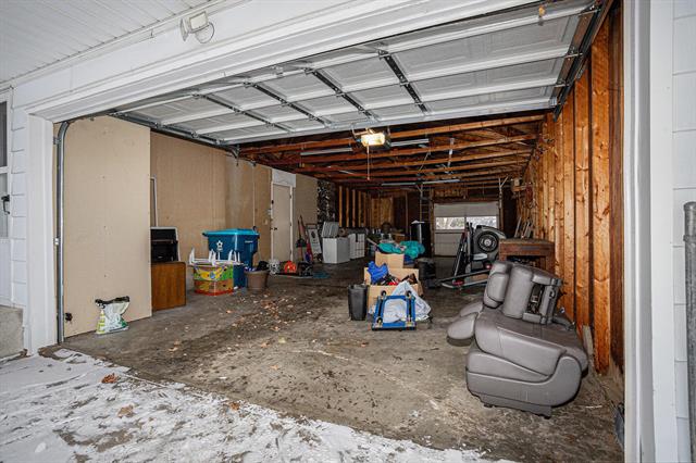 Builiding view twenty three for 3805 Borgess, Kalamazoo, MI. 49048