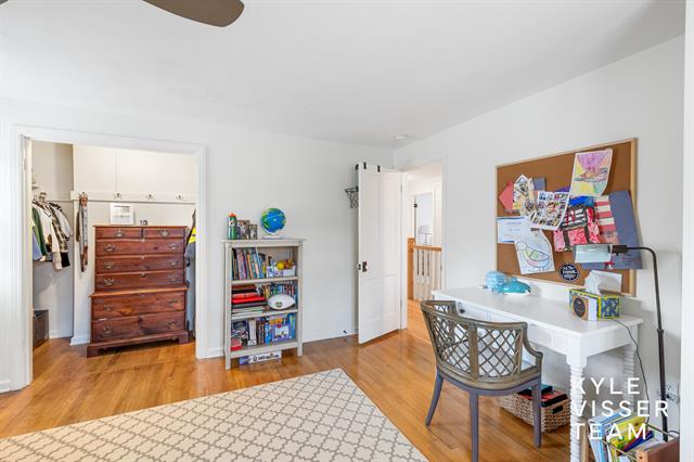 Builiding view forty for 2730 Oakwood, Grand Rapids, MI. 49506