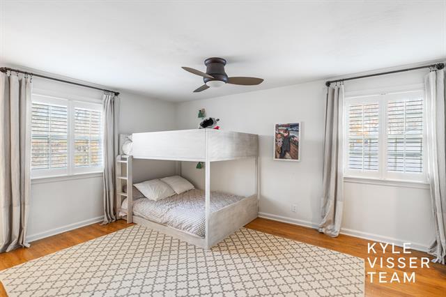 Builiding view thirty nine for 2730 Oakwood, Grand Rapids, MI. 49506