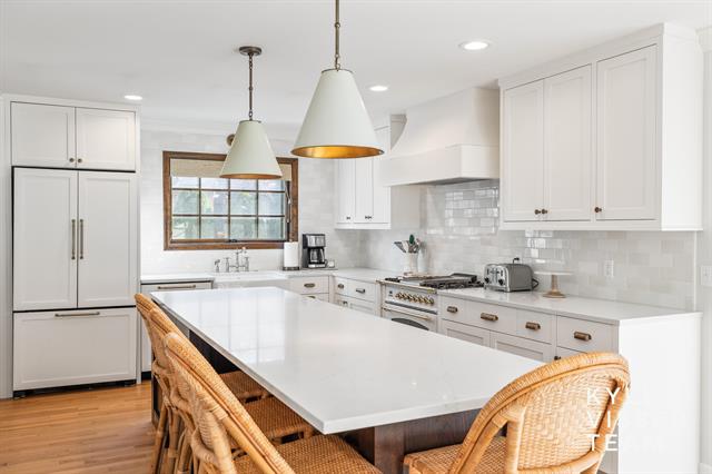 Builiding view twelve for 2730 Oakwood, Grand Rapids, MI. 49506