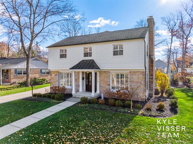 Builiding view two for 2730 Oakwood, Grand Rapids, MI. 49506