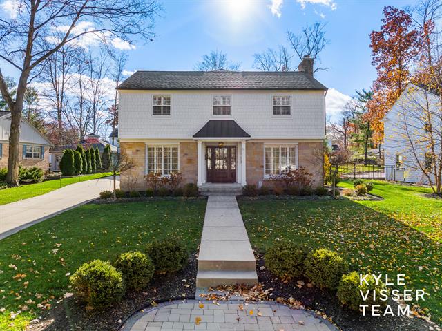 front view for 2730 Oakwoodse Drive, Grand Rapids, Mi. 49506