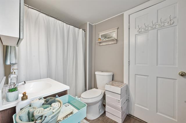 Builiding view thirteen for 414 Jefferson, Lowell, MI. 49331