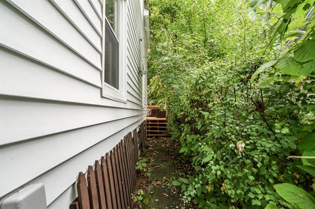 Builiding view twenty seven for 414 Jefferson, Lowell, MI. 49331