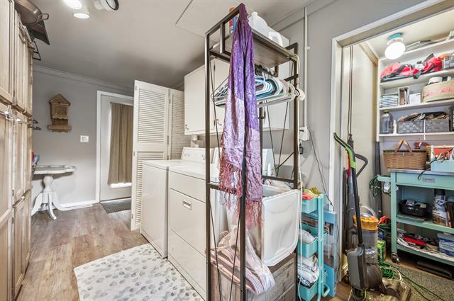 Builiding view twenty two for 414 Jefferson, Lowell, MI. 49331