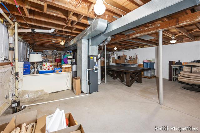 Builiding view fifteen for 514 Wilson, Grand Rapids, MI. 49534