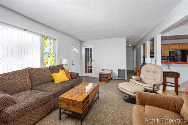 Builiding view three for 514 Wilson, Grand Rapids, MI. 49534