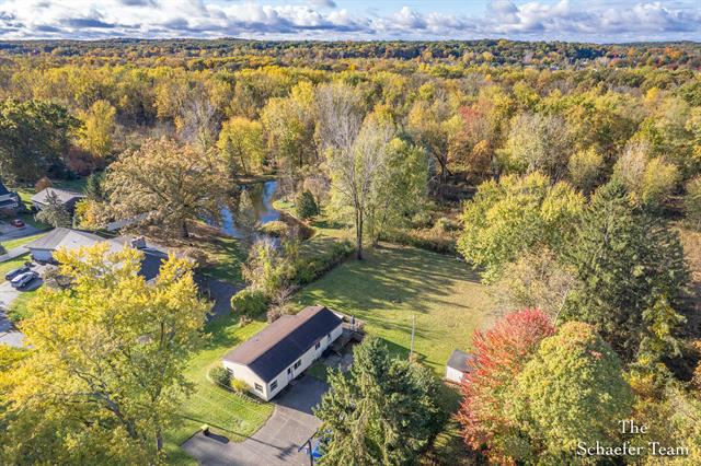 Builiding view one for 8338 Fulton, Ada, MI. 49301