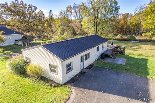 Builiding view two for 8338 Fulton, Ada, MI. 49301