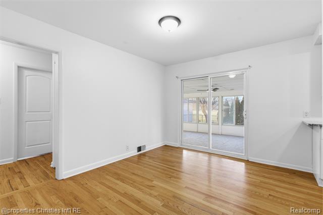 Builiding view five for 1212 Amelia, Royal Oak, MI. 48073