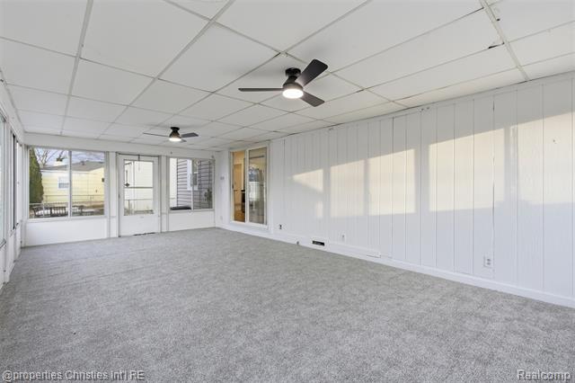 Builiding view seventeen for 1212 Amelia, Royal Oak, MI. 48073