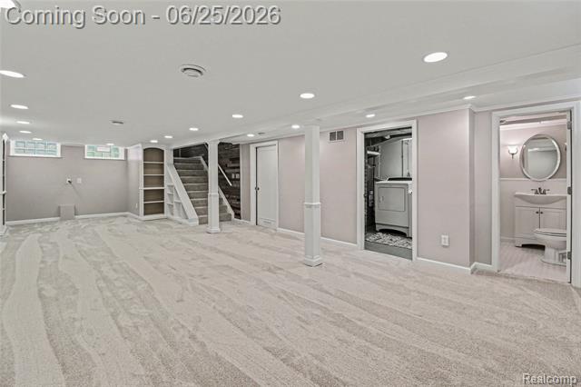 Builiding view fourteen for 4427 Groveland, Royal Oak, MI. 48073