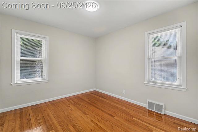 Builiding view nine for 4427 Groveland, Royal Oak, MI. 48073