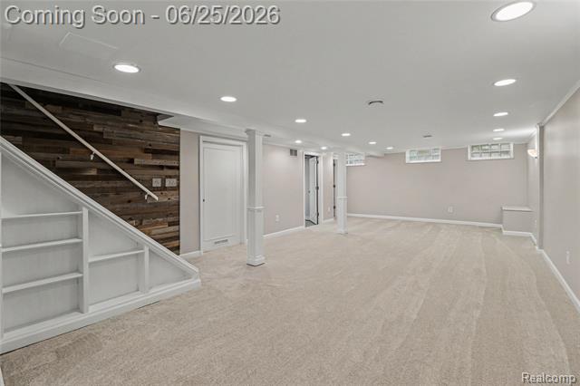 Builiding view thirteen for 4427 Groveland, Royal Oak, MI. 48073