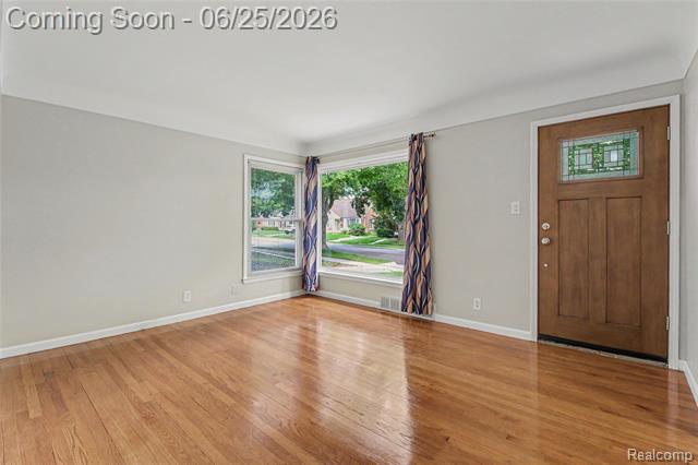 Builiding view two for 4427 Groveland, Royal Oak, MI. 48073