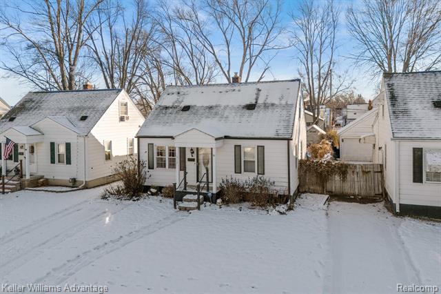 Builiding view four for 1612 Donald, Royal Oak, MI. 48073