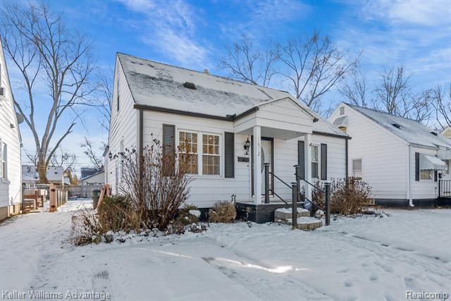 Builiding view one for 1612 Donald, Royal Oak, MI. 48073