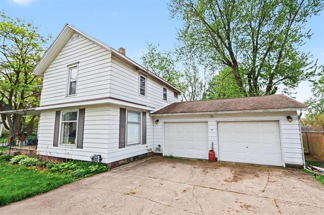 front view for 126 E South Street, Vicksburg, Mi. 49097
