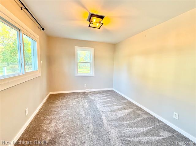 Builiding view eleven for 823 Silver Lake, Fenton, MI. 48430