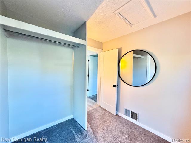 Builiding view fifteen for 823 Silver Lake, Fenton, MI. 48430