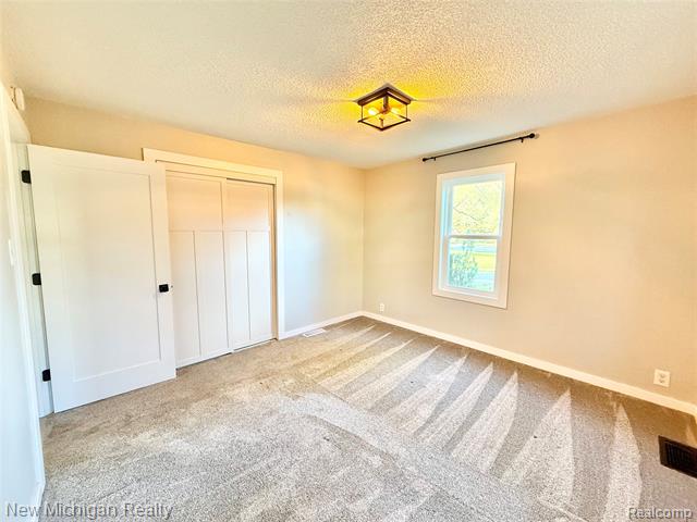 Builiding view seventeen for 823 Silver Lake, Fenton, MI. 48430