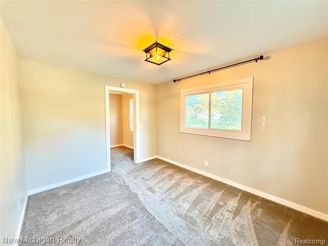 Builiding view thirteen for 823 Silver Lake, Fenton, MI. 48430